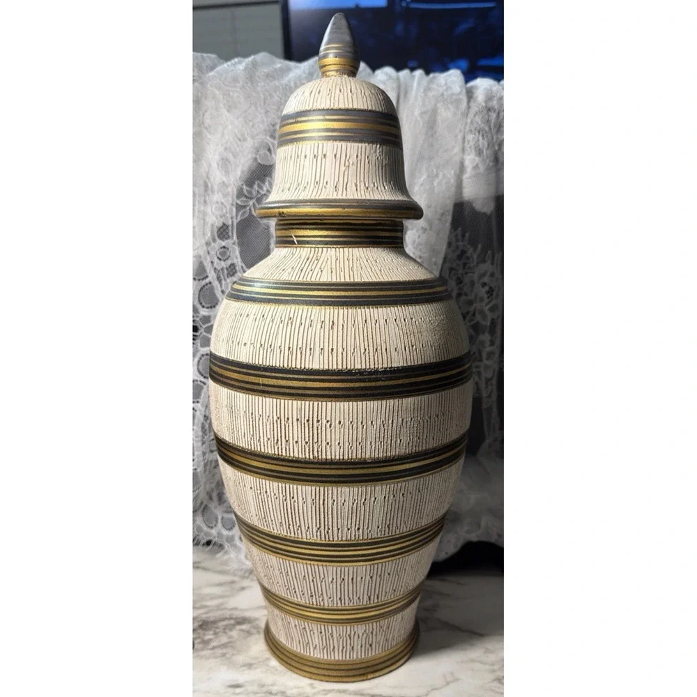 Beautiful VTG Large Ginger‎ Jar/Urn/Vase w/Lid ~Italy~ 16